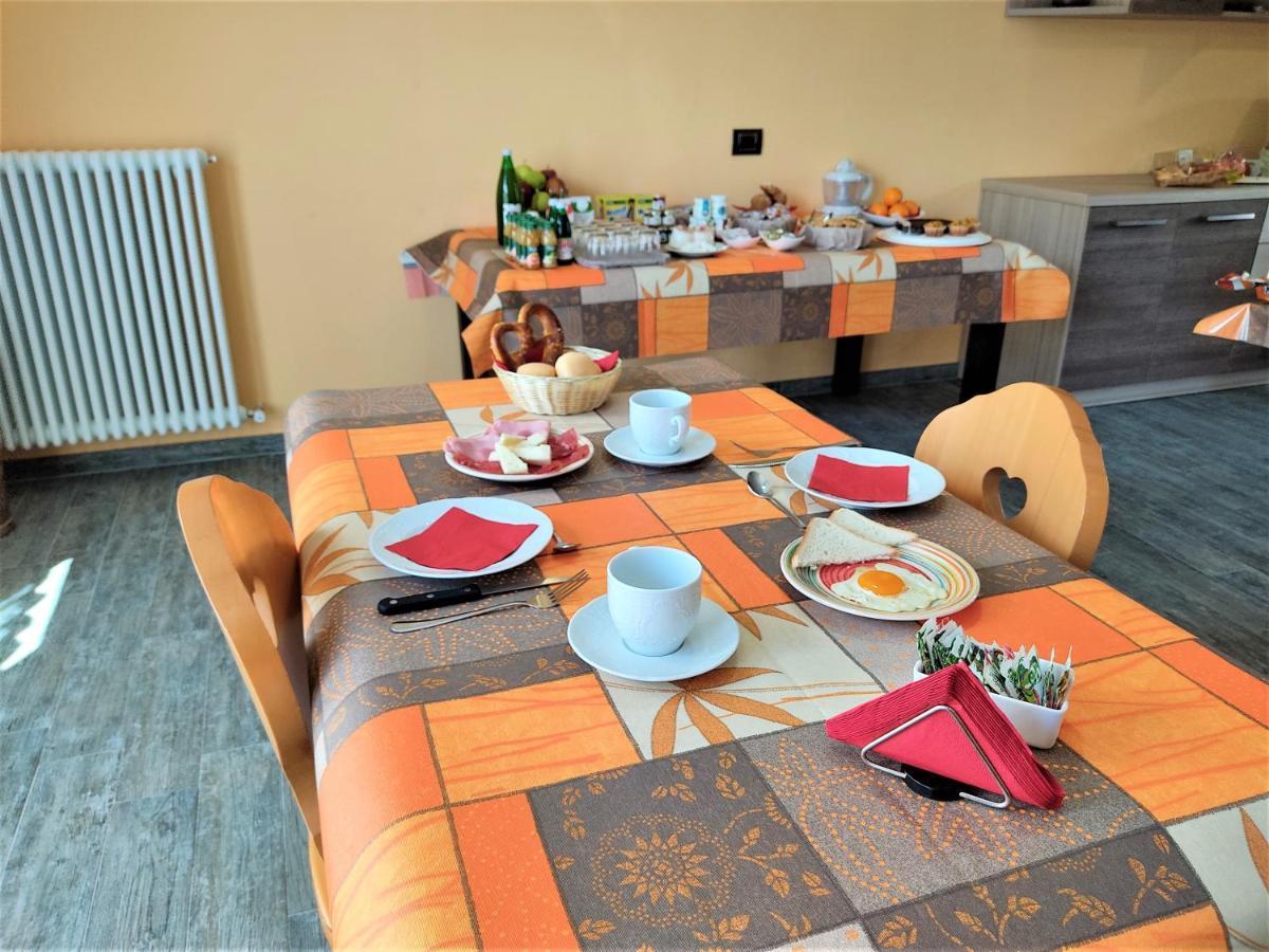 B&B Il Germoglio Castione Andevenno Εξωτερικό φωτογραφία