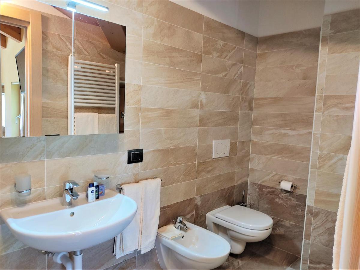 B&B Il Germoglio Castione Andevenno Εξωτερικό φωτογραφία