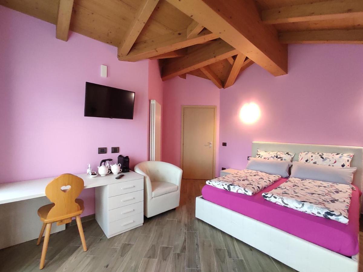 B&B Il Germoglio Castione Andevenno Εξωτερικό φωτογραφία
